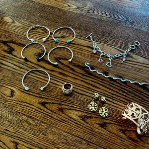 Woman’s jewelry. Ring, bracelet, earrings. Can be sold separately. $25 each.
